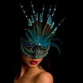 masque femme à paillettes