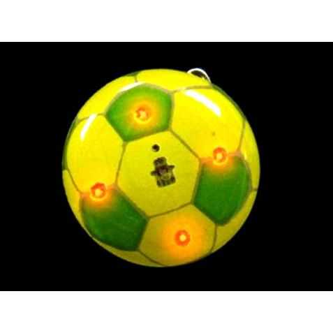 Pins lumineux en forme de ballon de foot