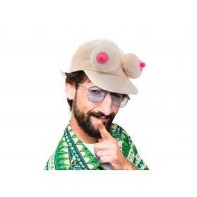 Chapeau drôle Evg avec des seins nibards